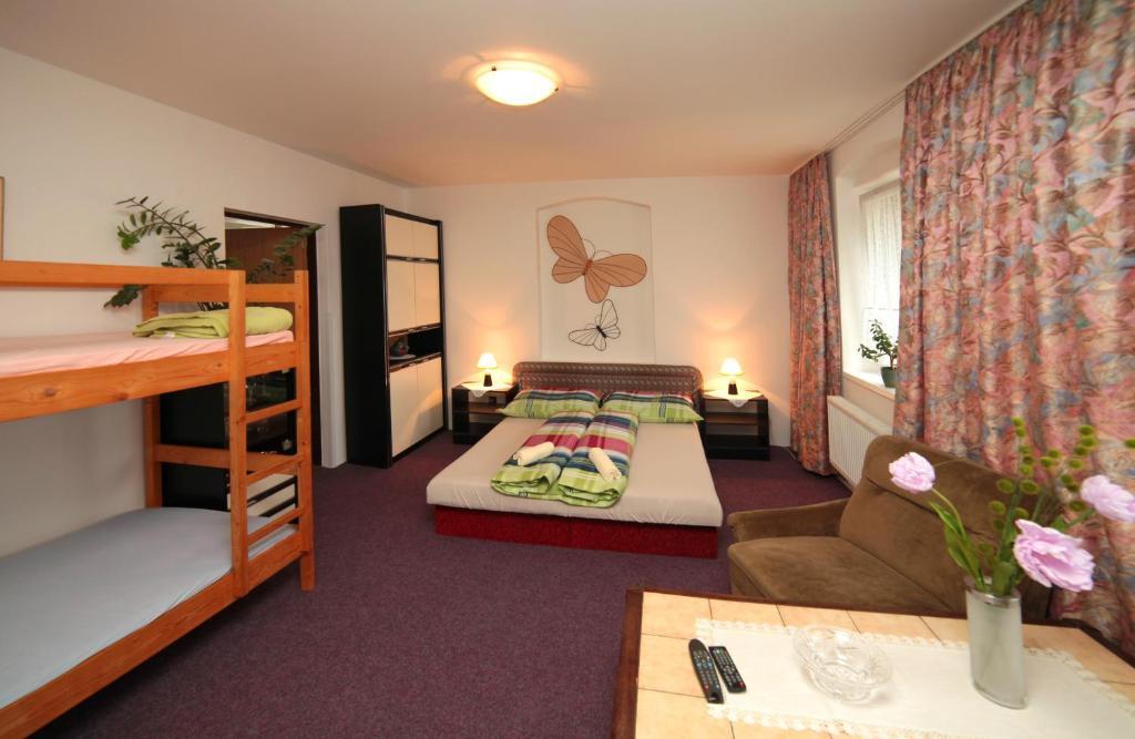 Pension U Kastanu Karlovy Vary Camera foto