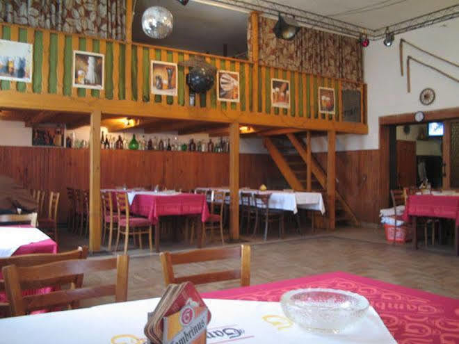 Pension U Kastanu Karlovy Vary Esterno foto